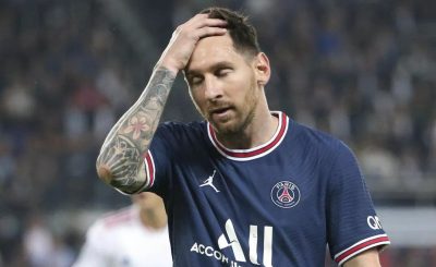 Lionel Messi Will Miss Metz Game With A Knock To His Left Knee