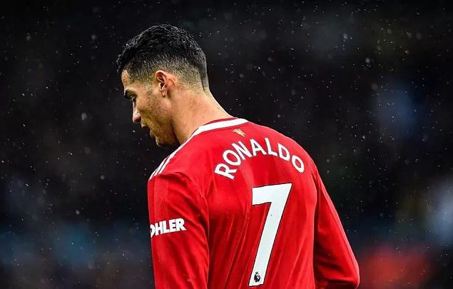 Leboeuf Advises Ronaldo To Retire: 'I Don't Want To Have Pity On Him'