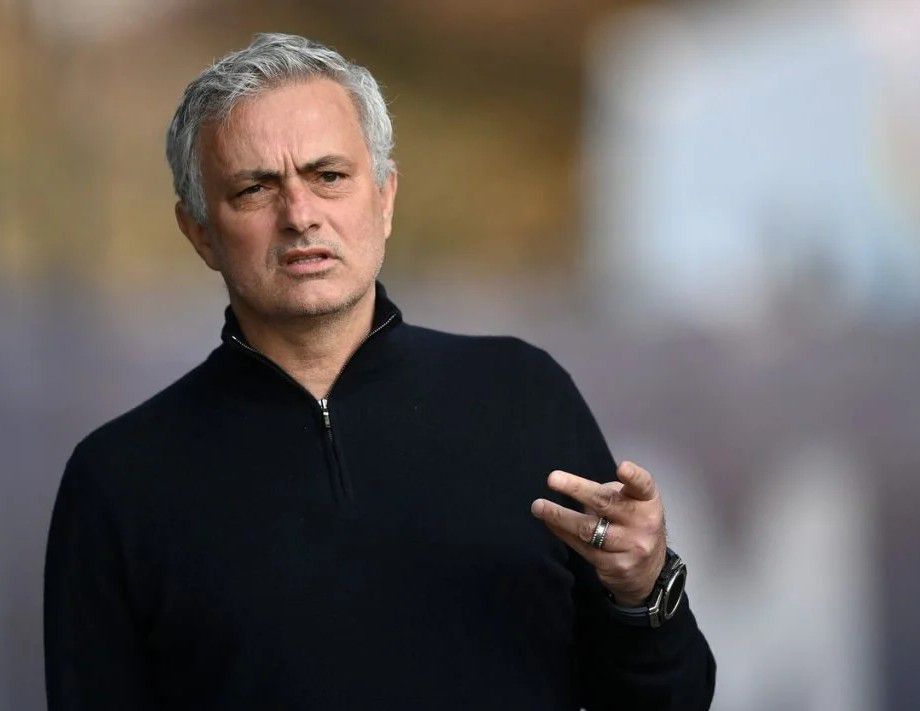 Let’s Go And Win The Finals – Mourinho Sends Message To Ancelotti After Leicester Defeat
