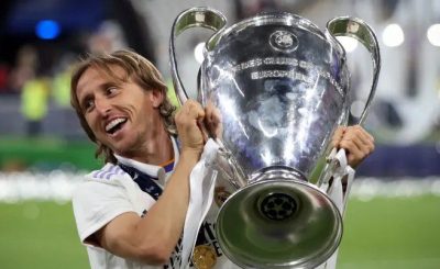 Luka Modric Extends His Real Madrid Contract