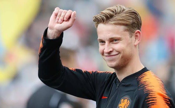 Manchester United Reach £72M Agreement With Bacelona Over De Jong Transfer