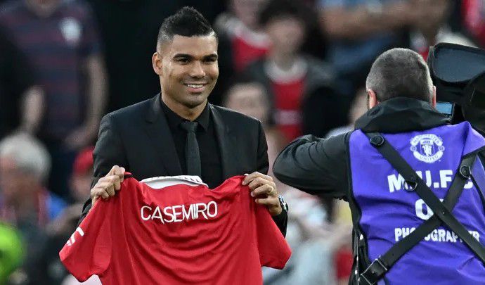 Manchester United Confirm Casemiro's Shirt Number