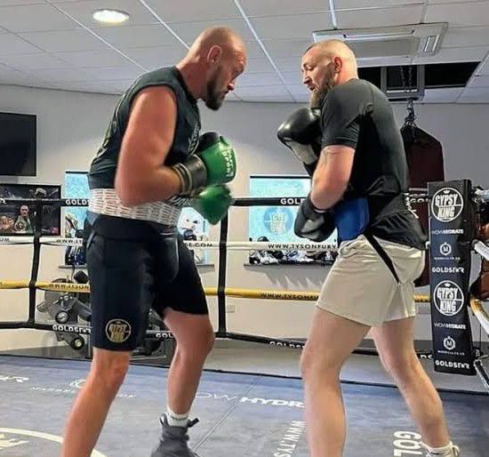 "Let's Me Know If You Are Interested" Tyson Fury Challenges Anthony Joshua
