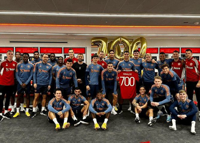 Manchester United Players Celebrate Cristiano Ronaldo’s 700th Club Career Goal