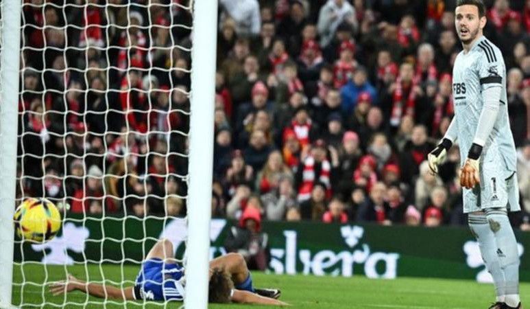 Liverpool vs Leicester 2-1 Highlights (Download Video)