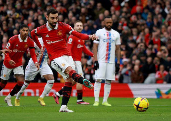 Manchester United vs Crystal Palace 2-1 Highlights (Download Video)