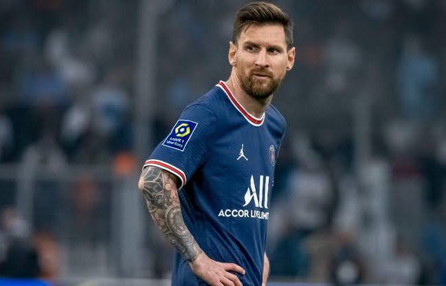 Lionel Messi hit back at PSG fan