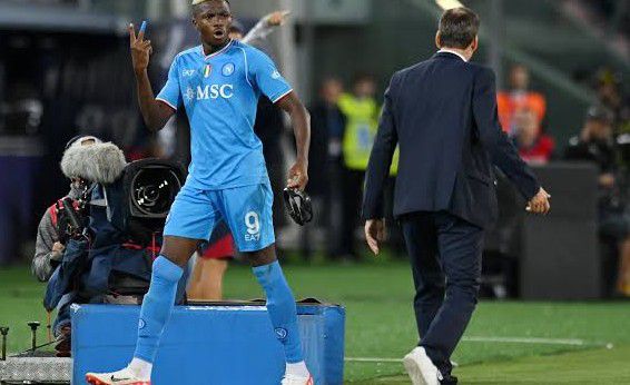 Victor Osimhen angry with Napoli head coach