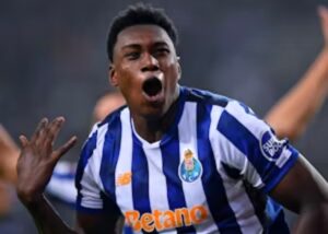 Manchester United Scouts £83m Porto Sensation Samu Aghehowa Amid Transfer Speculation